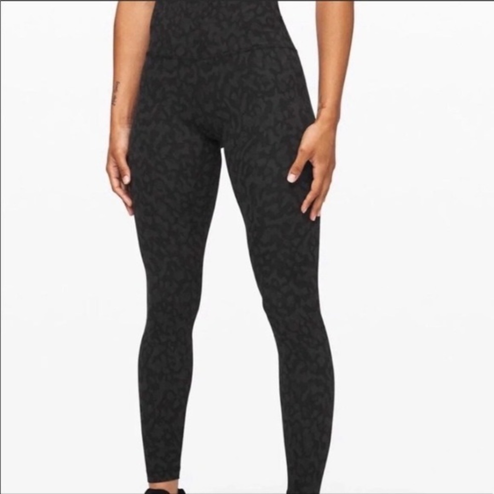 Lululemon Align Leggings (black print)